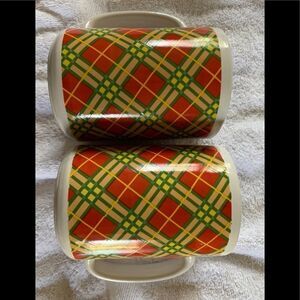 𝅺vintage plaid coffee mugs